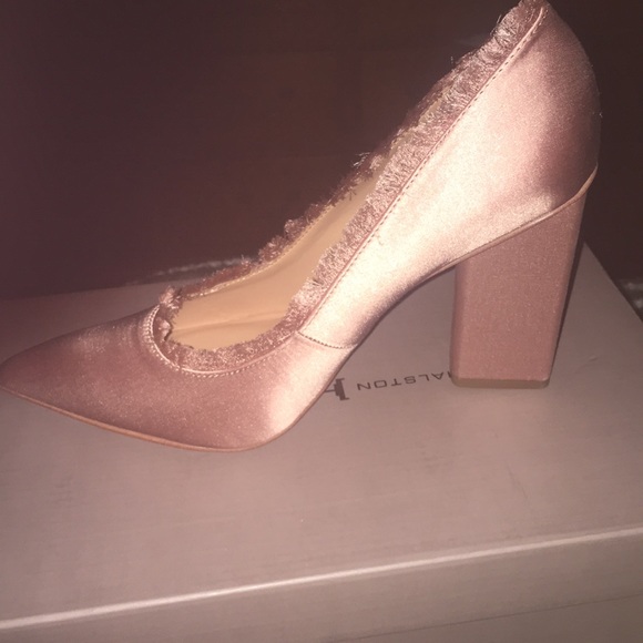 🔥Party price💗stunning Halston pumps🌸🌻🌷💋 - Picture 7 of 8
